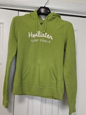 Hollister Lime Green Pullover Hoodie Sweatshirt